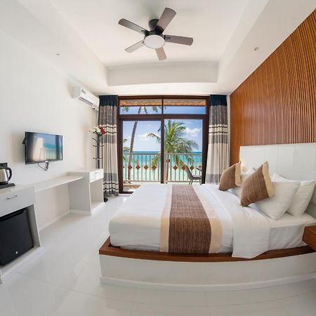 Heron Beach Hotel - The Best Maldivian Getaway In Dhiffushi,Maldives ภายนอก รูปภาพ